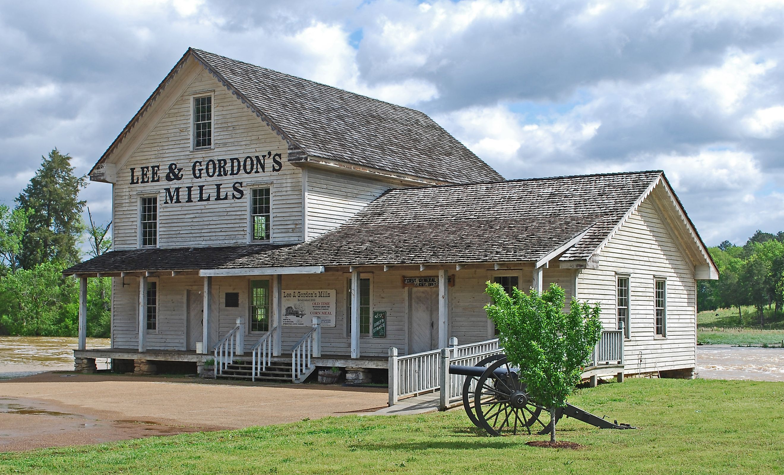 Lee and Gordon's Mill, a historical landmark in Chickamauga, Georgia.