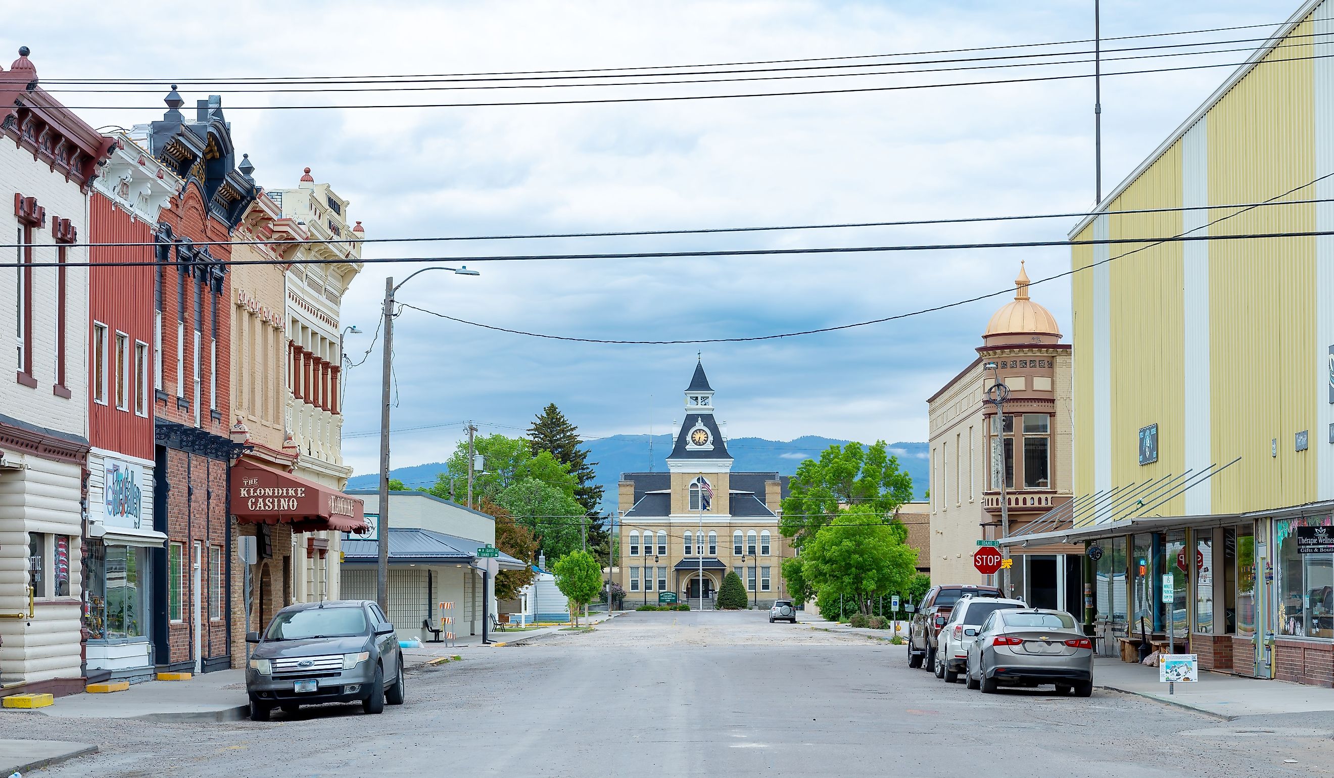 Downtown Dillon with storefronts and a courthouse. Editorial credit: Charles Knowles / Shutterstock.com