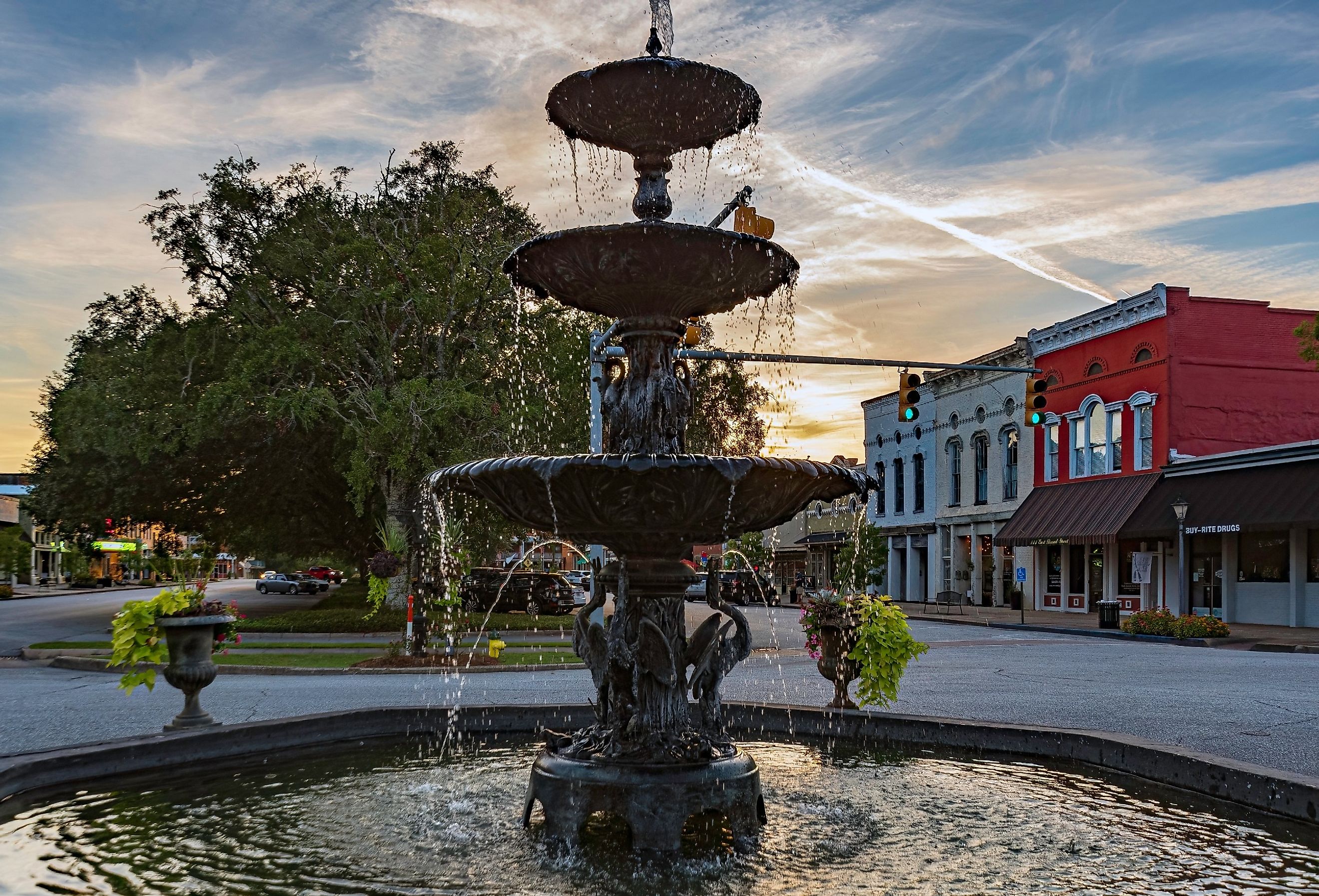 MacMonnie's Fountain in downtown Eufaula, Alabama. Image credit JNix via Shutterstock