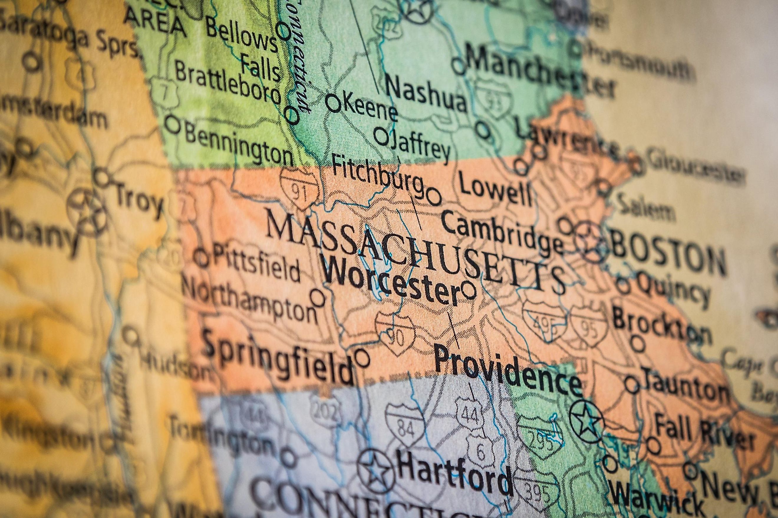 what-are-the-biggest-industries-in-massachusetts-worldatlas