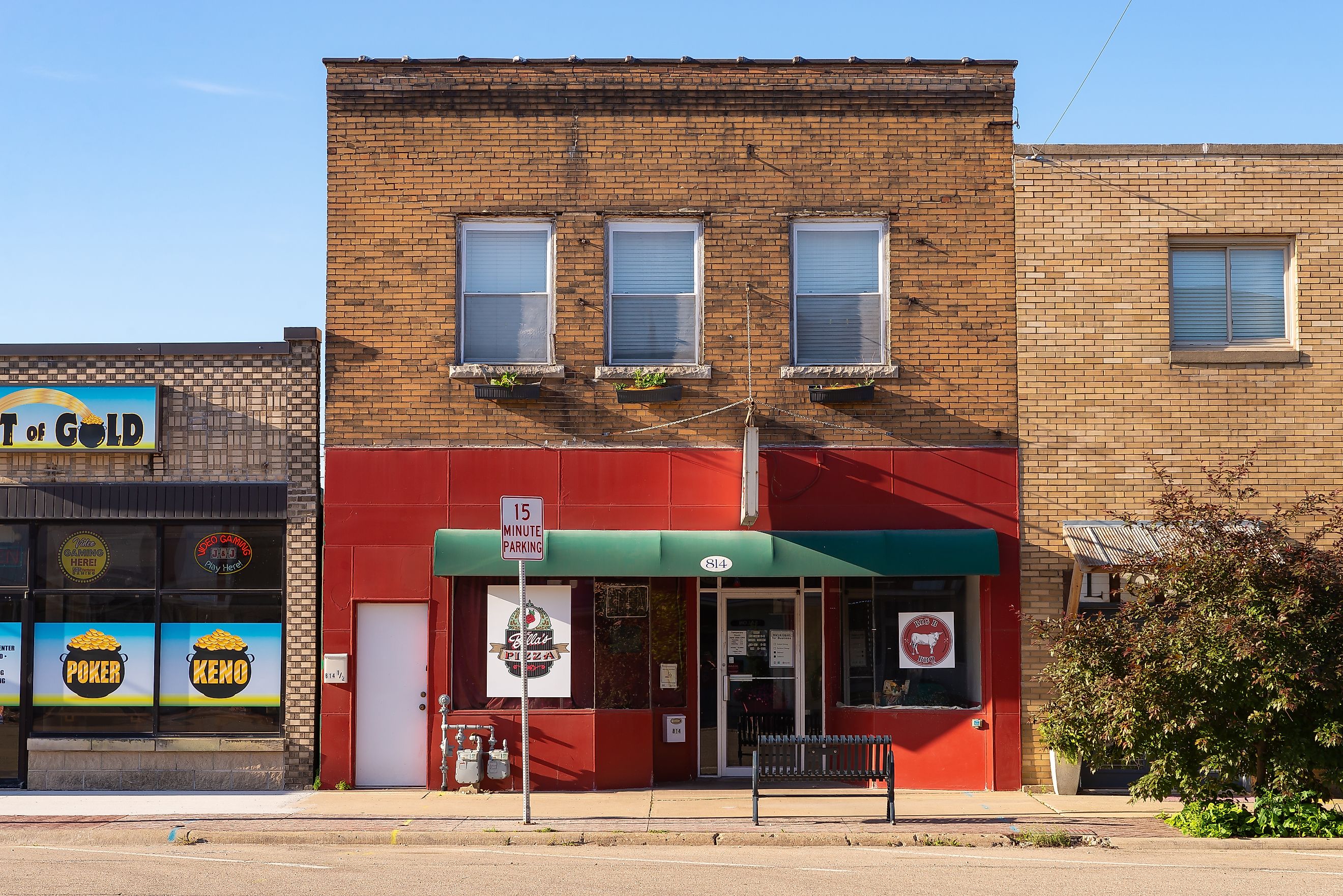 Downtown buildings and storefronts in LaSalle, Illinois, Eddie J. Rodriquez / Shutterstock.com