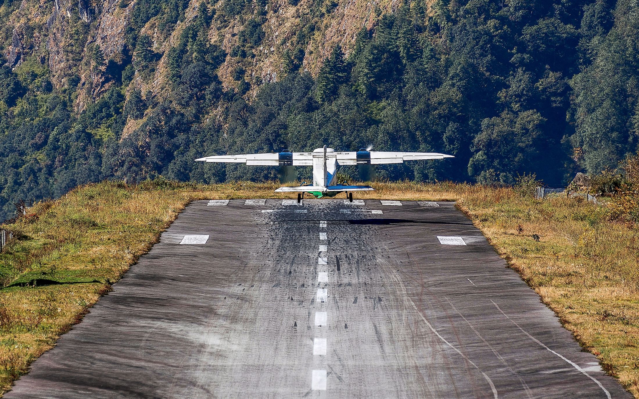 10 Airports With The Most Terrifying and Dangerous Runways WorldAtlas