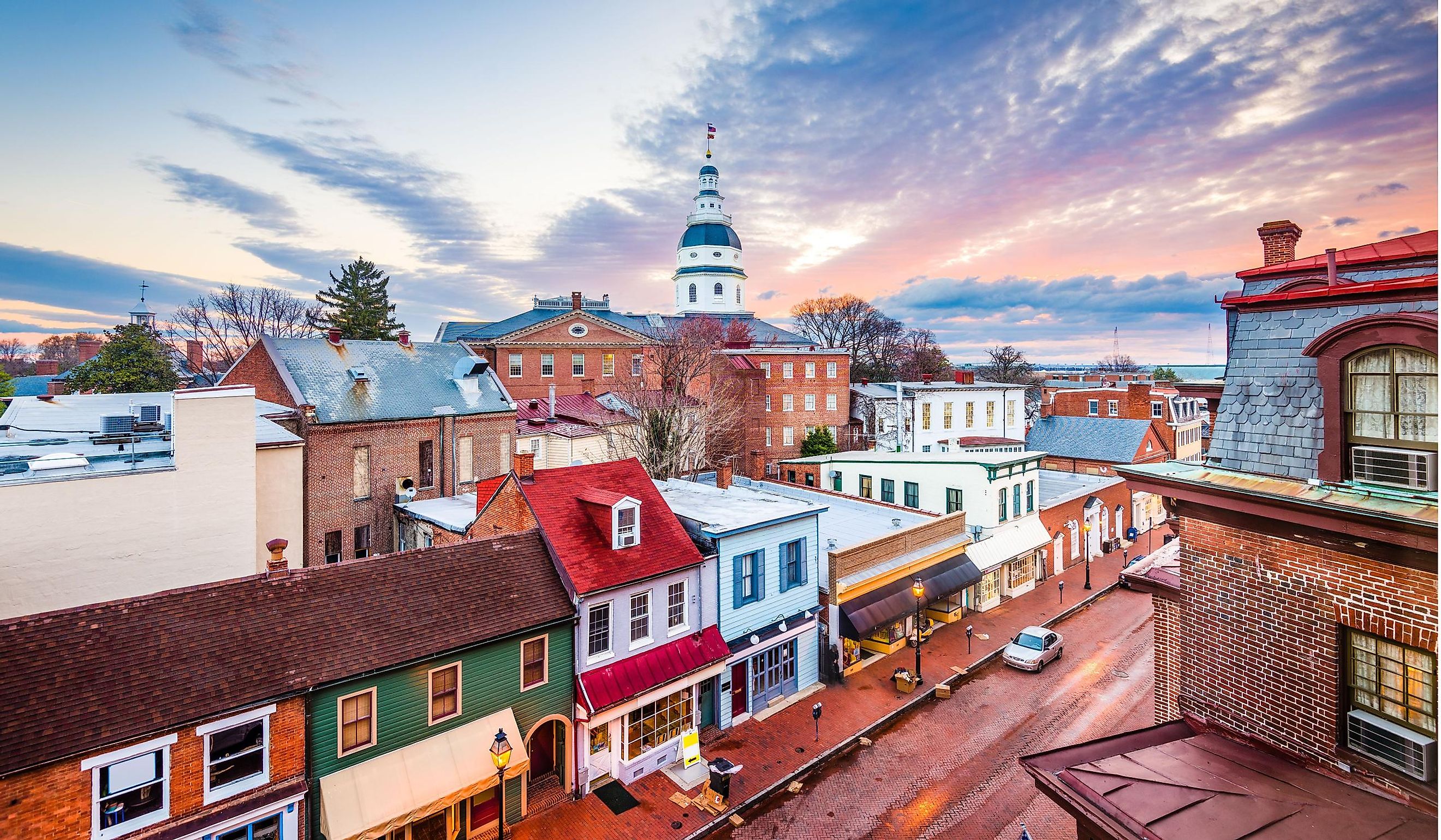 Annapolis, Maryland, view over Main Street with the State House.