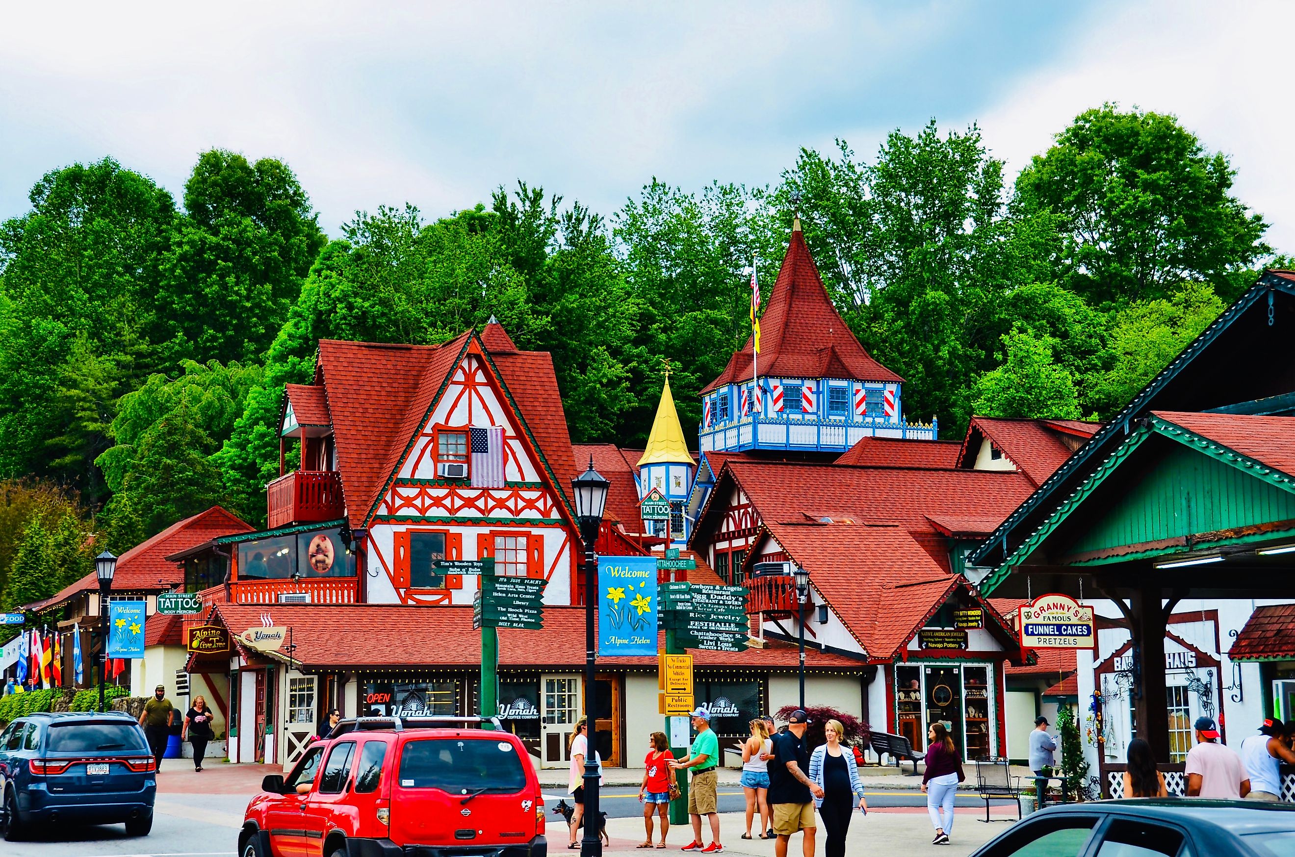 Bavarian-style buildings in the town of Helen, Georgia. Editorial credit: PQK / Shutterstock.com