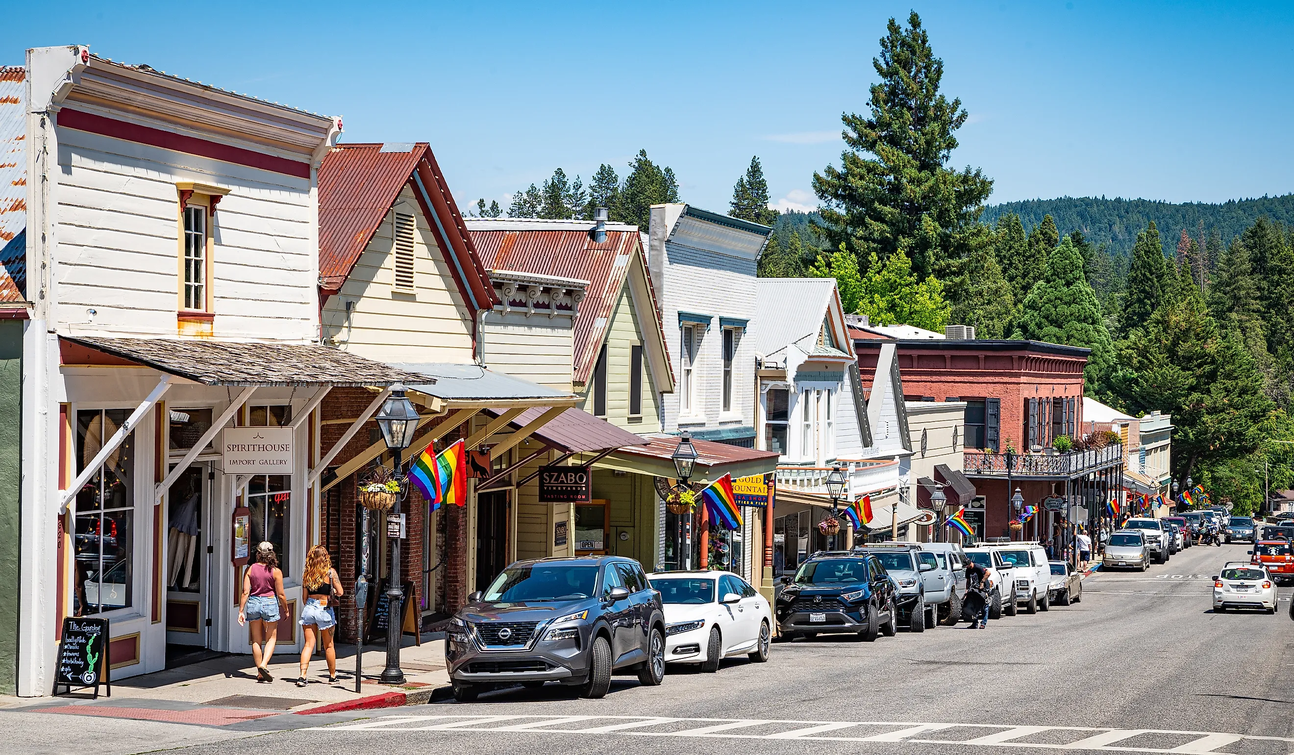 Beautiful Broad Street in Nevada City, California. Image credit: Chris Allan / Shutterstock.com.