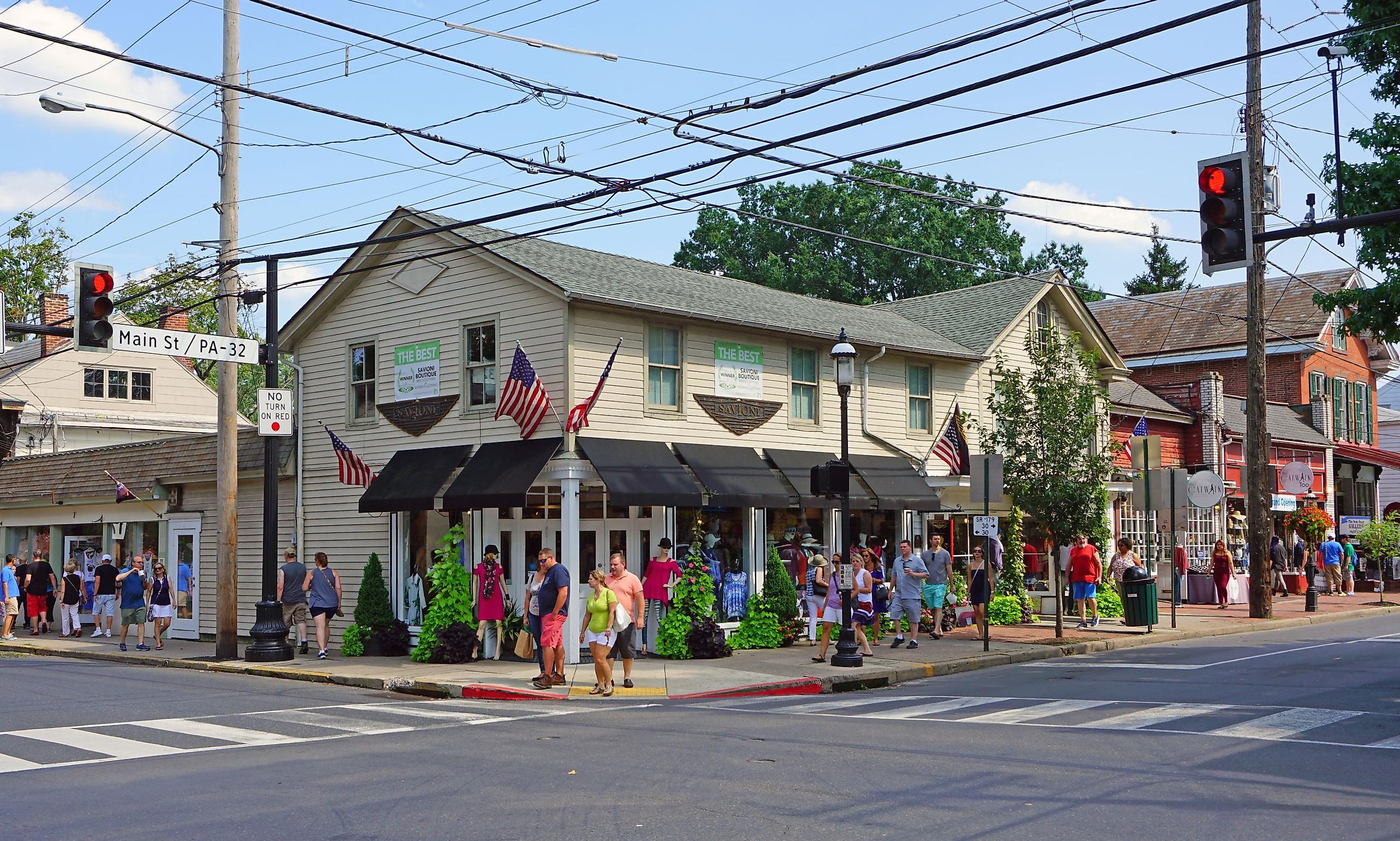 Historic New Hope, Pennsylvania, via EQRoy / Shutterstock.com