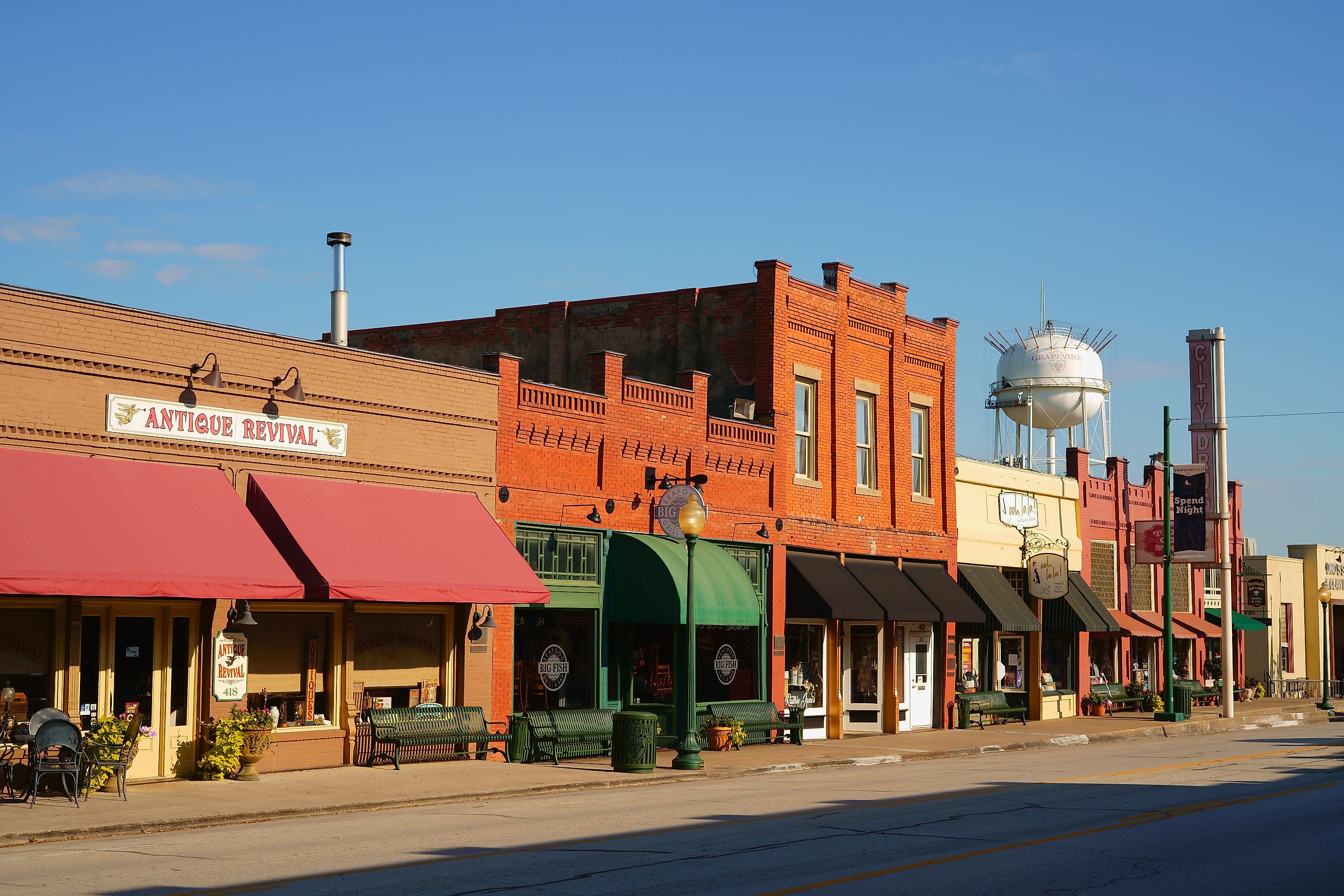 Main Street in historic downtown Grapevine, Texas, via K I Photography / Shutterstock.com