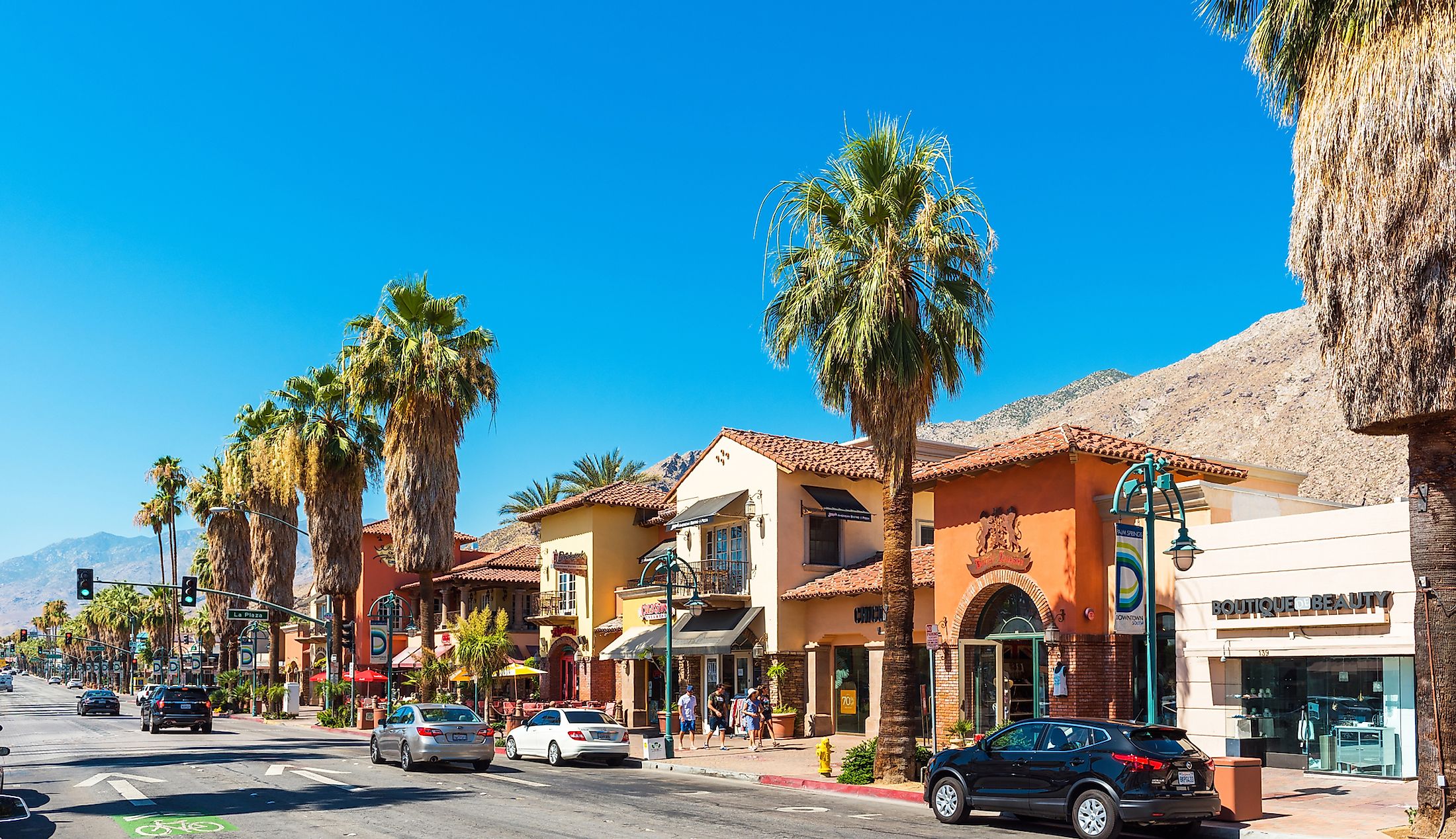  A street with shops in downtown Palm Springs, california