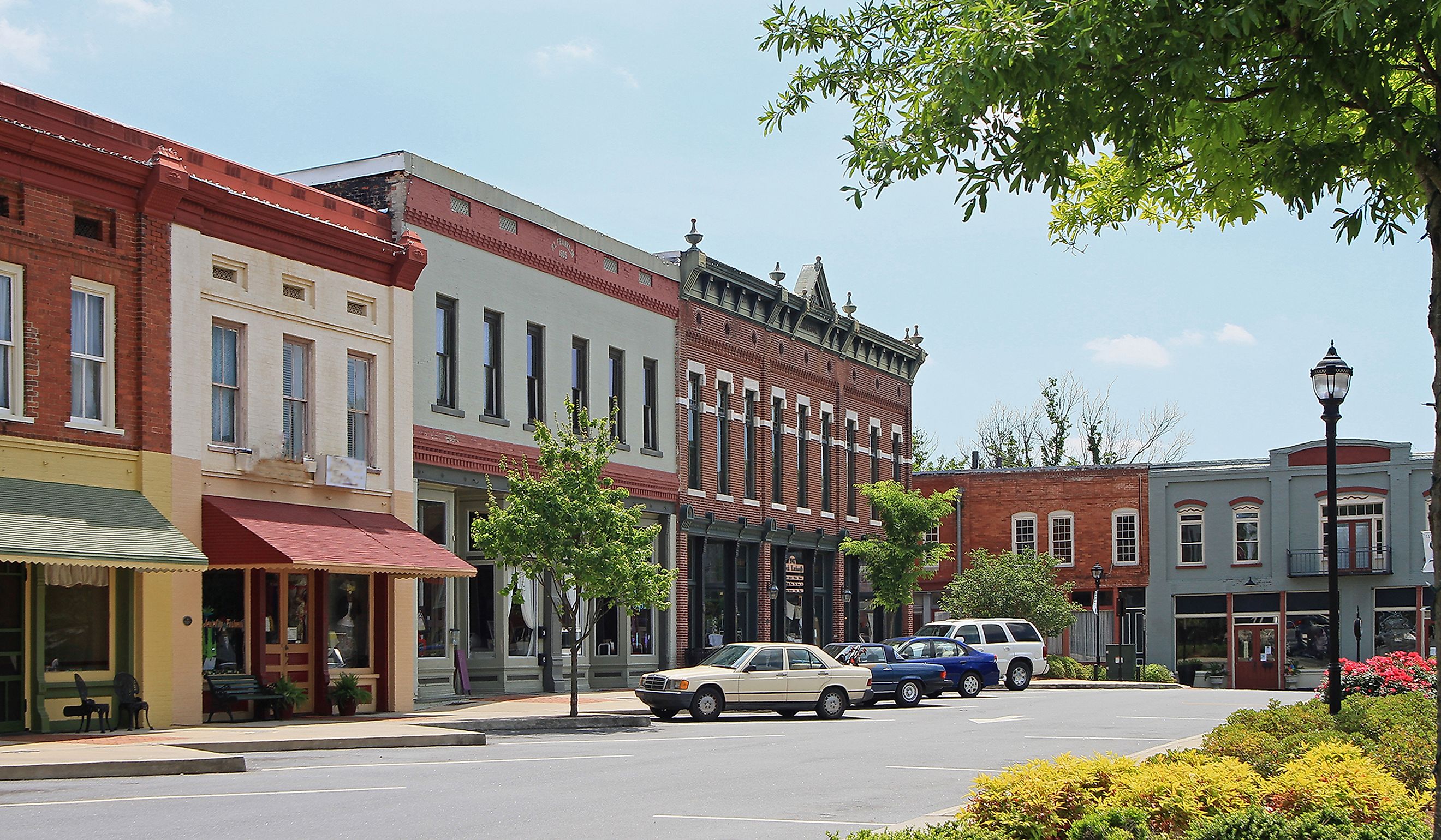  Downtown Adairsville, Georgia.