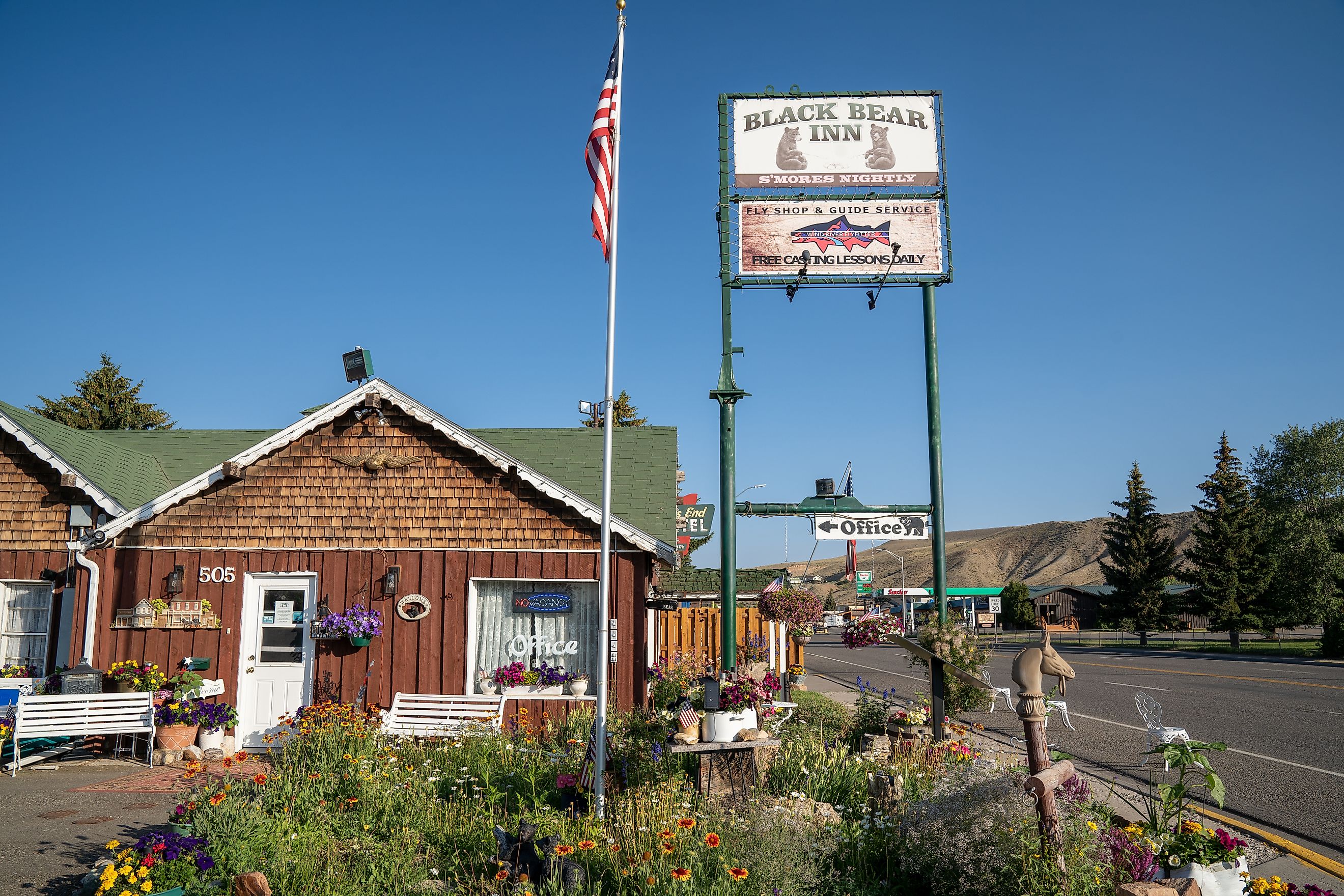 TheBlack Bear Inn, a small motel in downtown Dubois, Wyoming. Editorial credit: Melissamn / Shutterstock.com