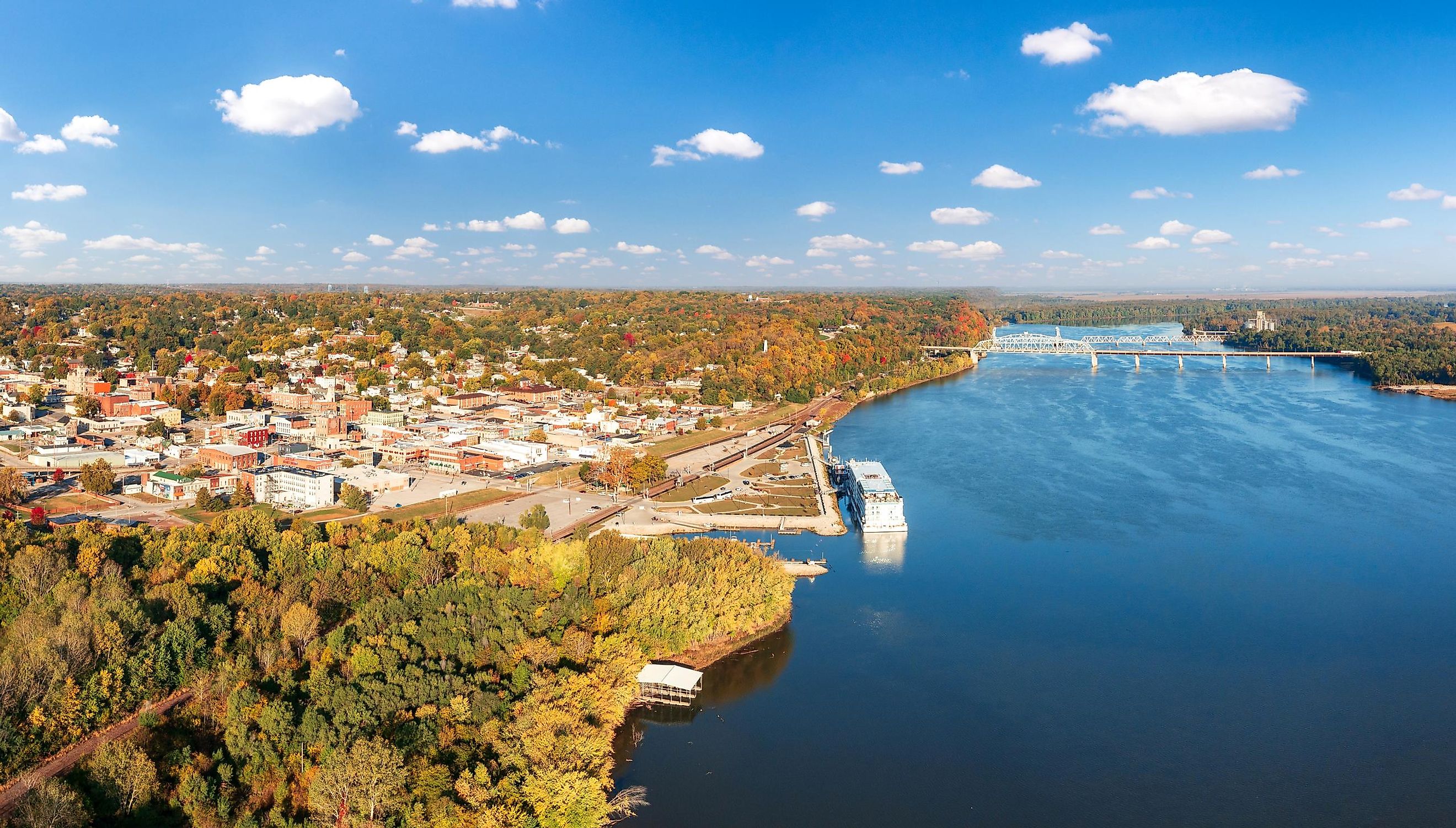 Aerial view of Hannibal, Missouri.