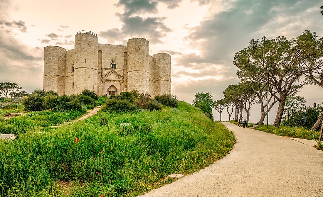 List Of UNESCO World Heritage Sites In Italy WorldAtlas   Shutterstock 1363927460 