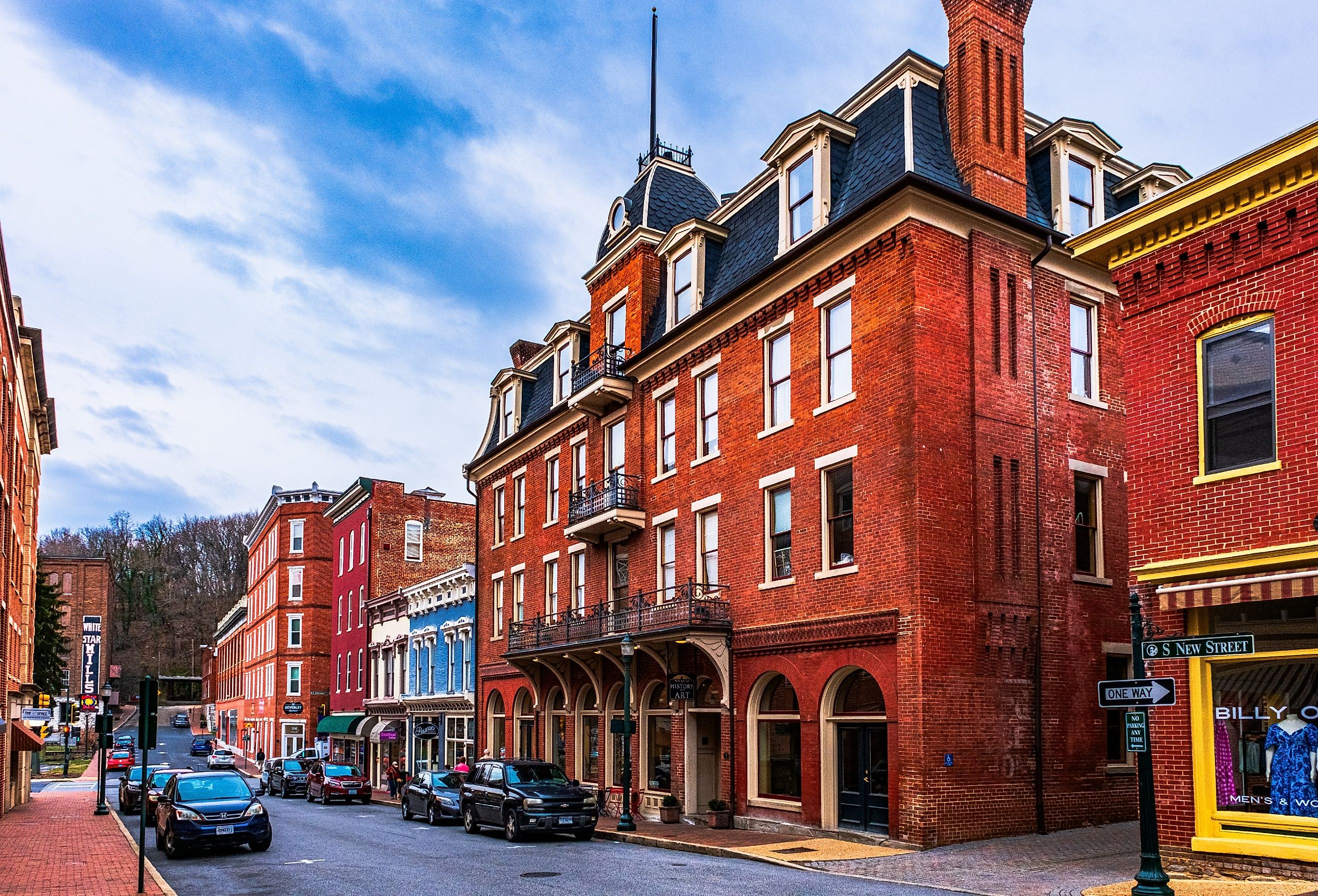 Downtown road and commercial buildings on historic New Street in Staunton, Virginia. Image credit Claire Salvail Photos via Shutterstock