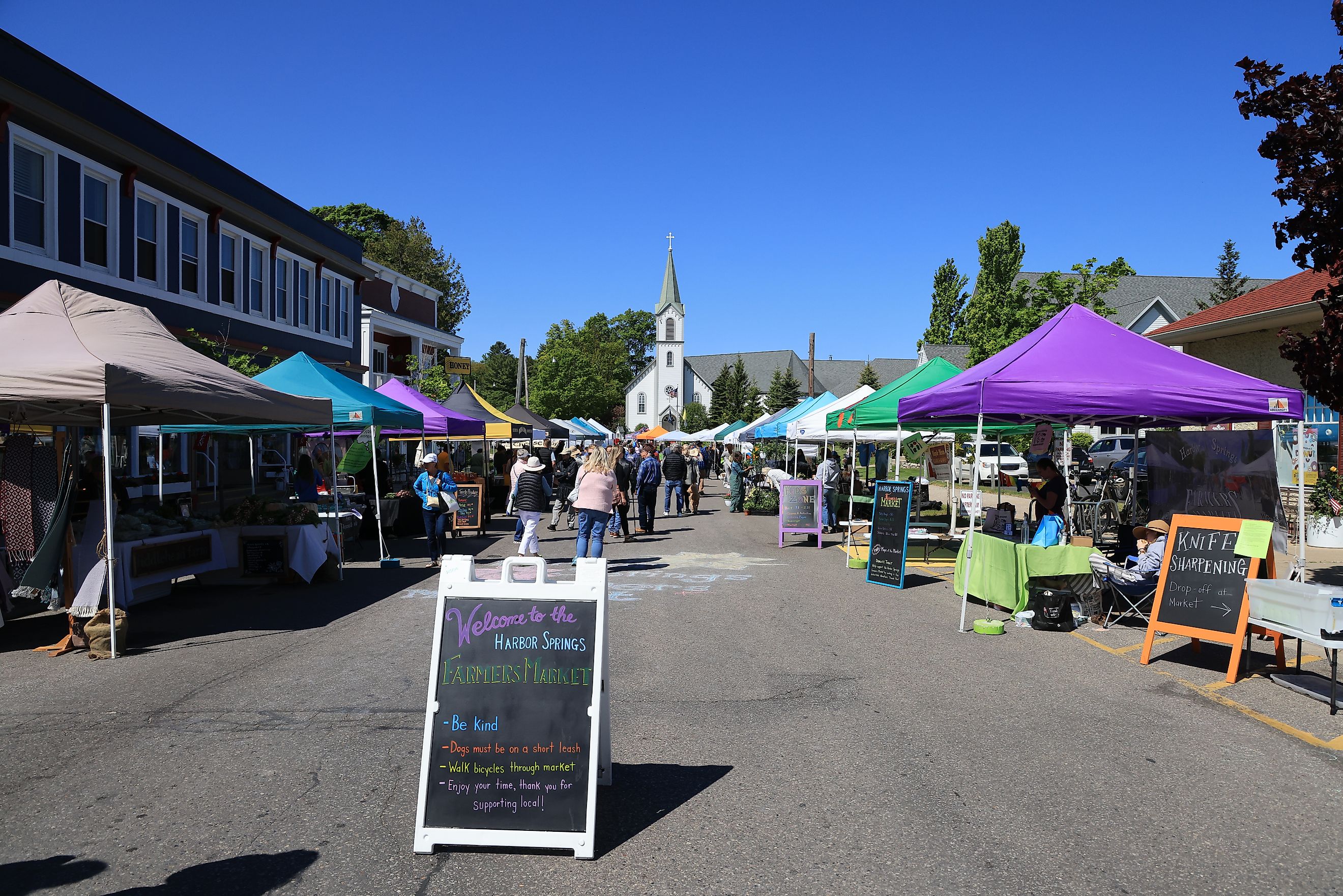 Farmers Market in Harbor Springs, Michigan. Editorial credit: Thomas Barrat / Shutterstock.com.