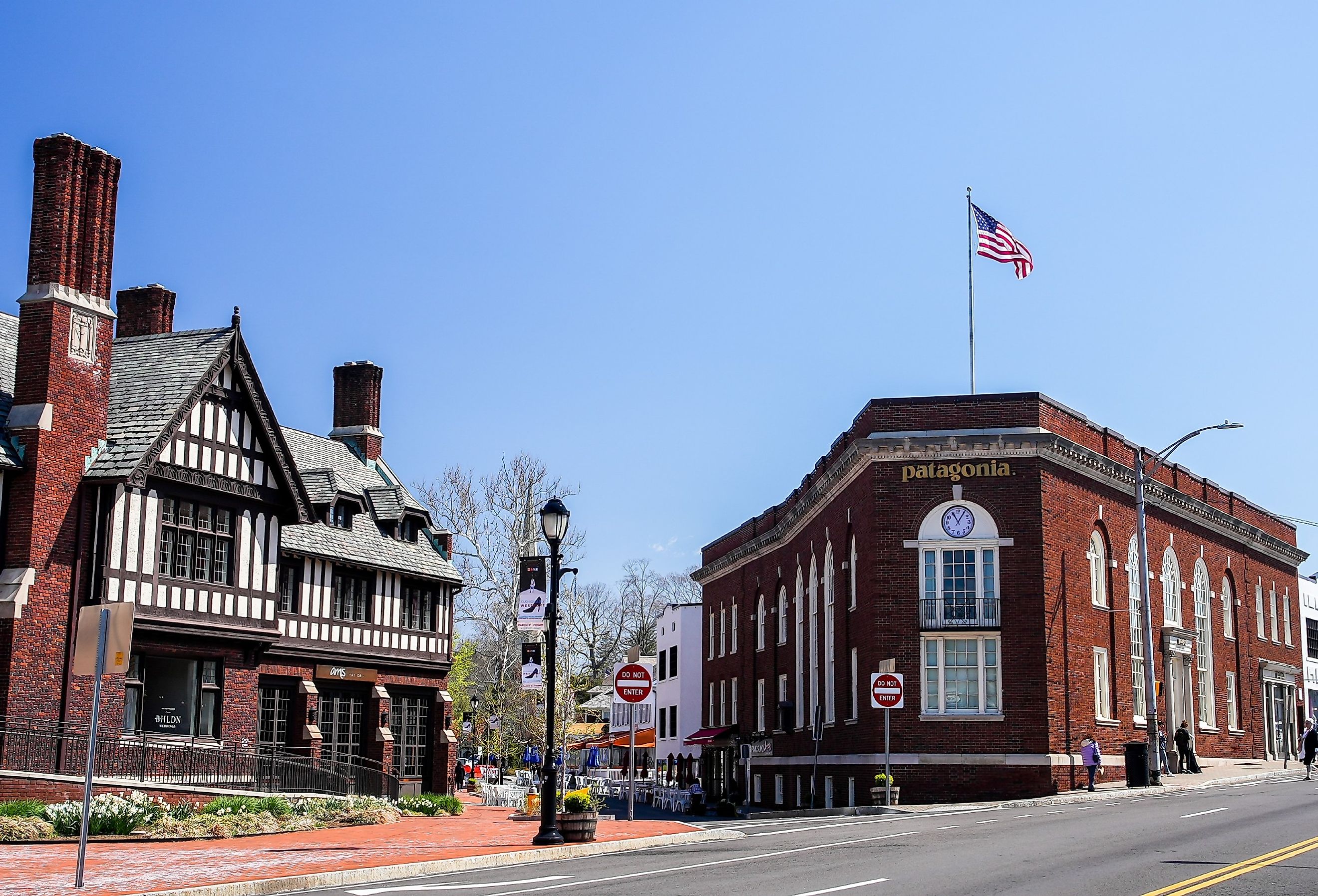 Church Lane in beautiful spring day with Patagonia store and Anthropologie store in Westport, Connecticut. Image credit Miro Vrlik Photography via Shutterstock