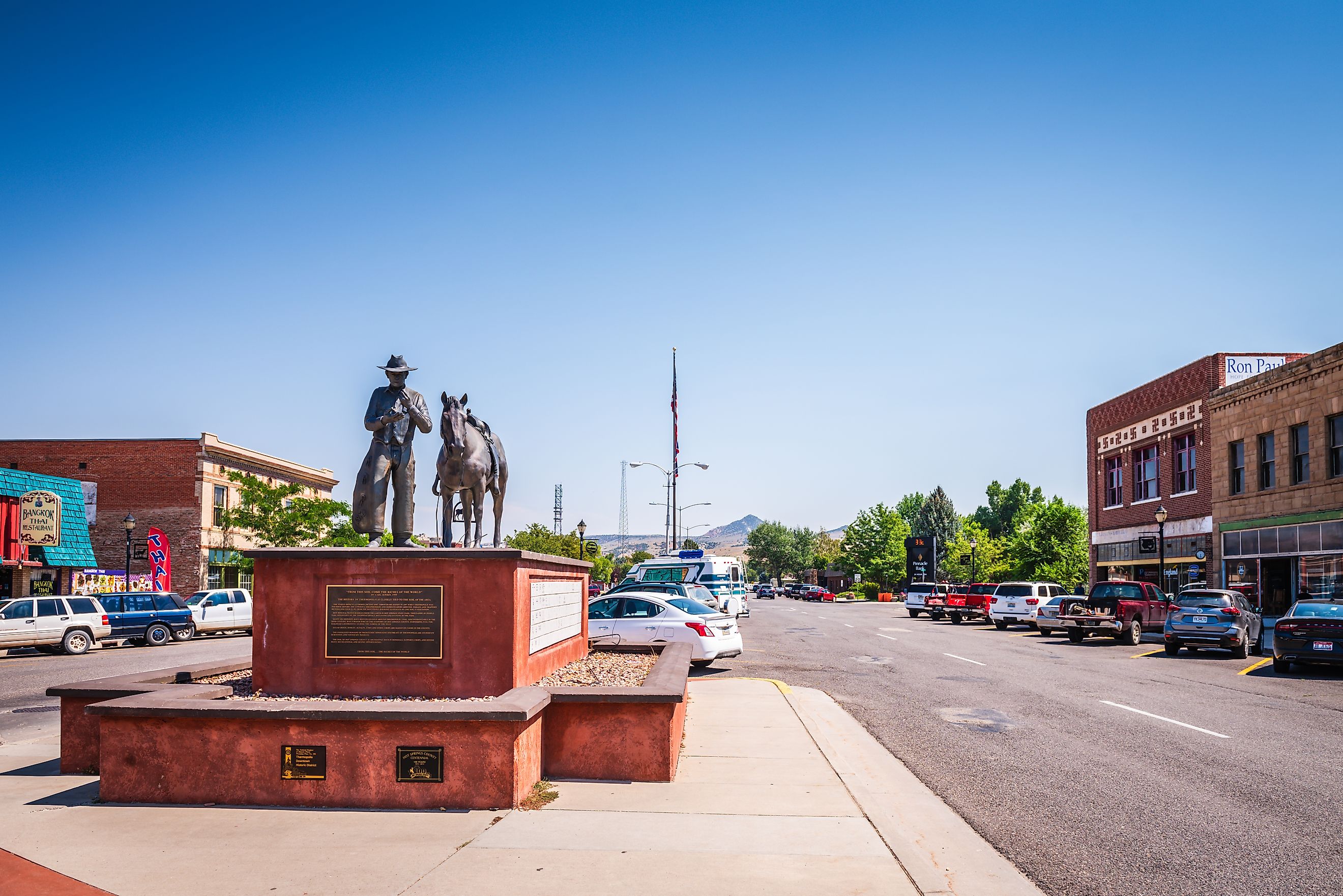 The bronze Soil to Riches statue by Carl Jensen on Broadstreet in Thermopolis, Wyoming. Editorial credit: Sandra Foyt / Shutterstock.com.