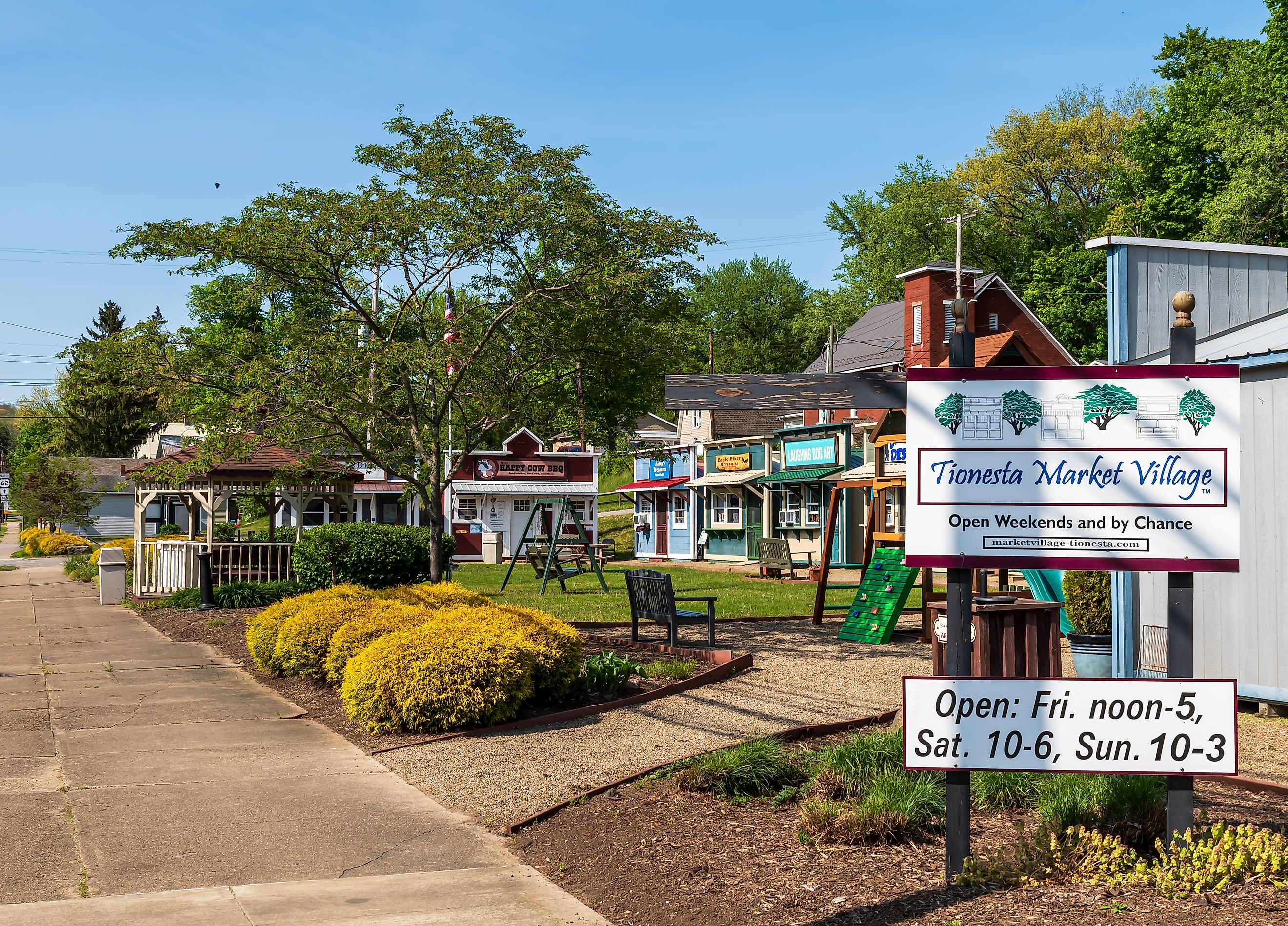 Tionesta, Pennsylvania: Tionesta Market Village on Elm Street on a sunny spring day, via Althom / iStock.com