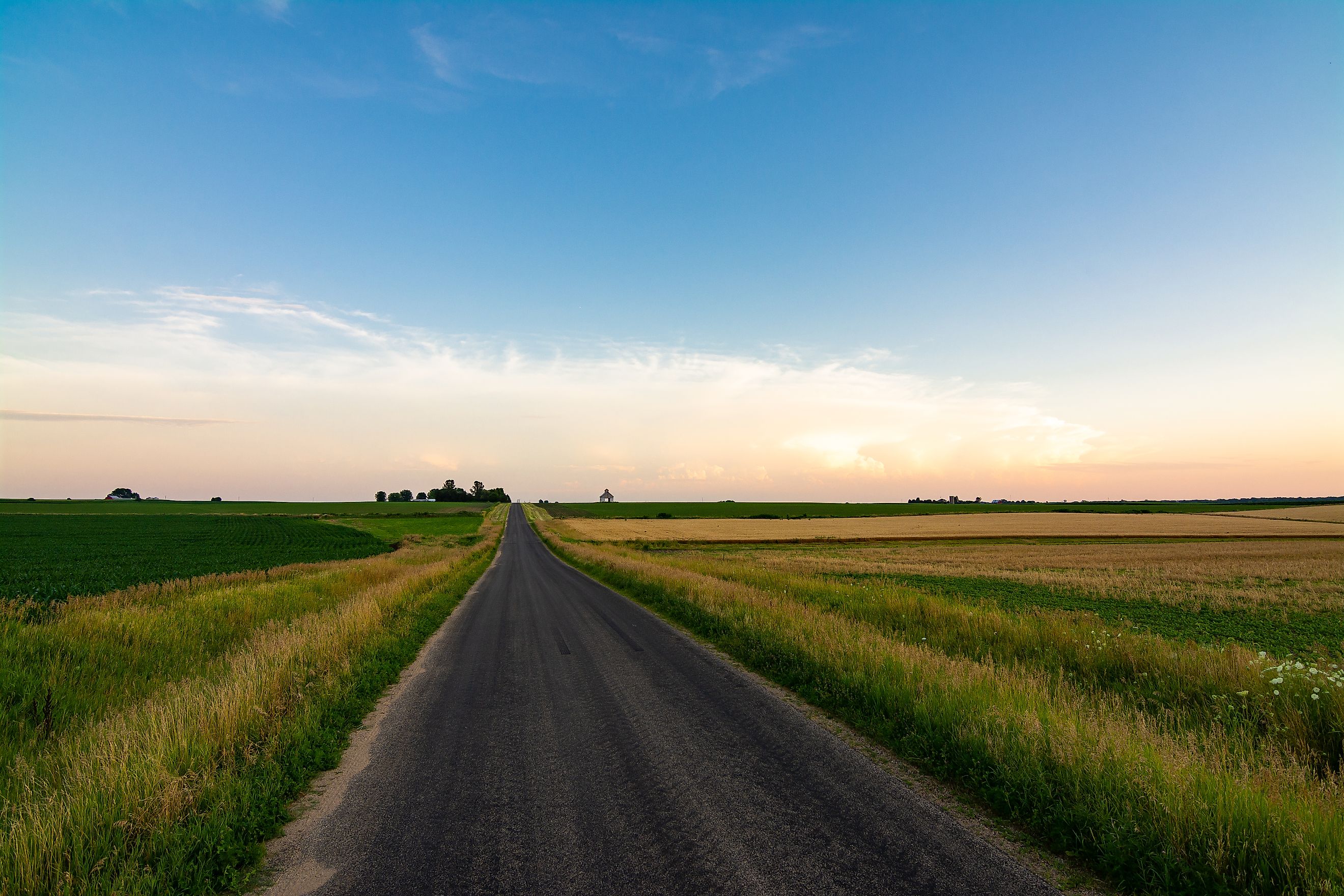 An open country road in rural LaSalle County, Illinois