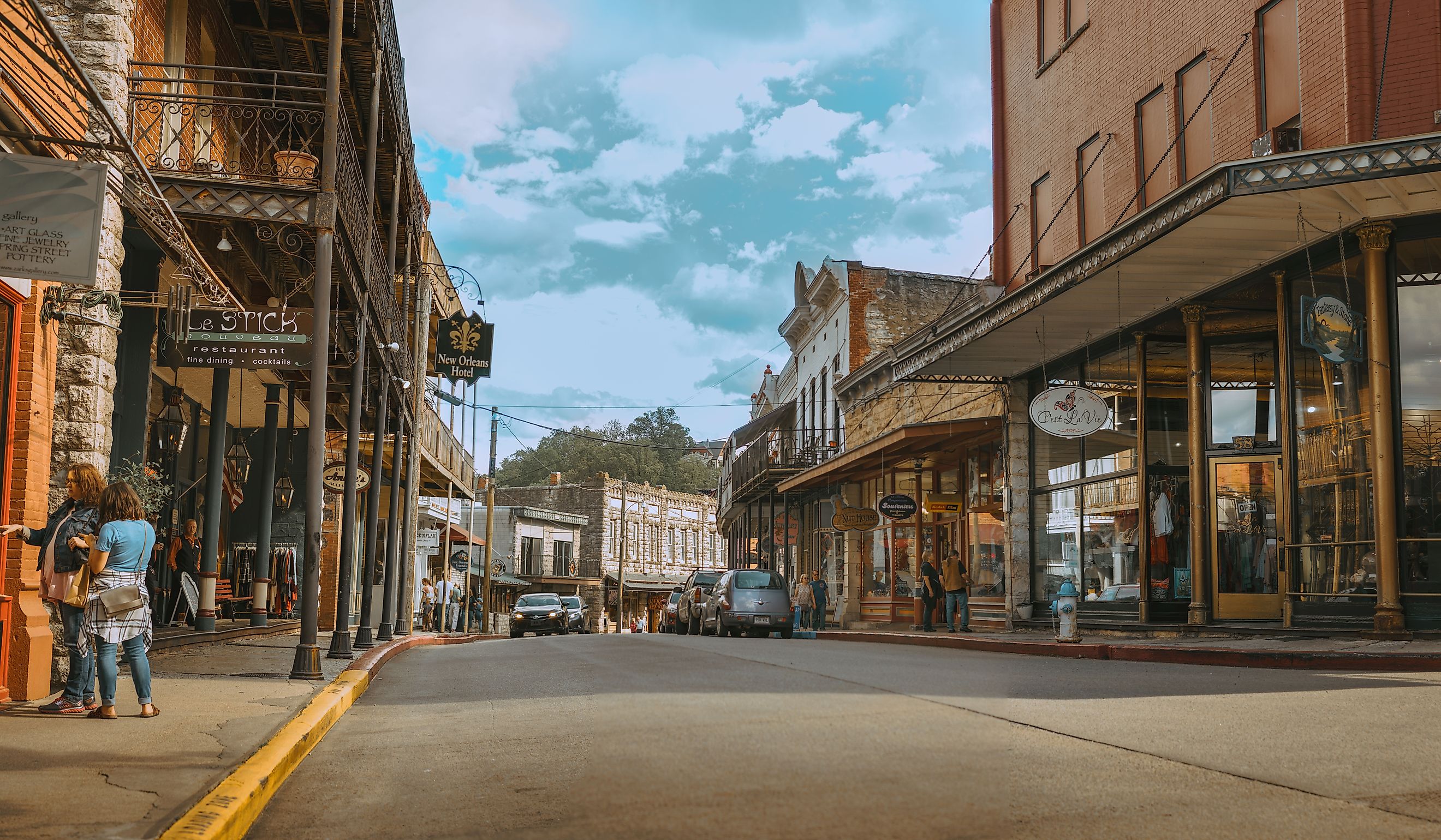 Beautiful street view downtown Eureka Springs, shop commerce destination area, must visit in Northwest Arkansas. Editorial credit: shuttersv / Shutterstock.com