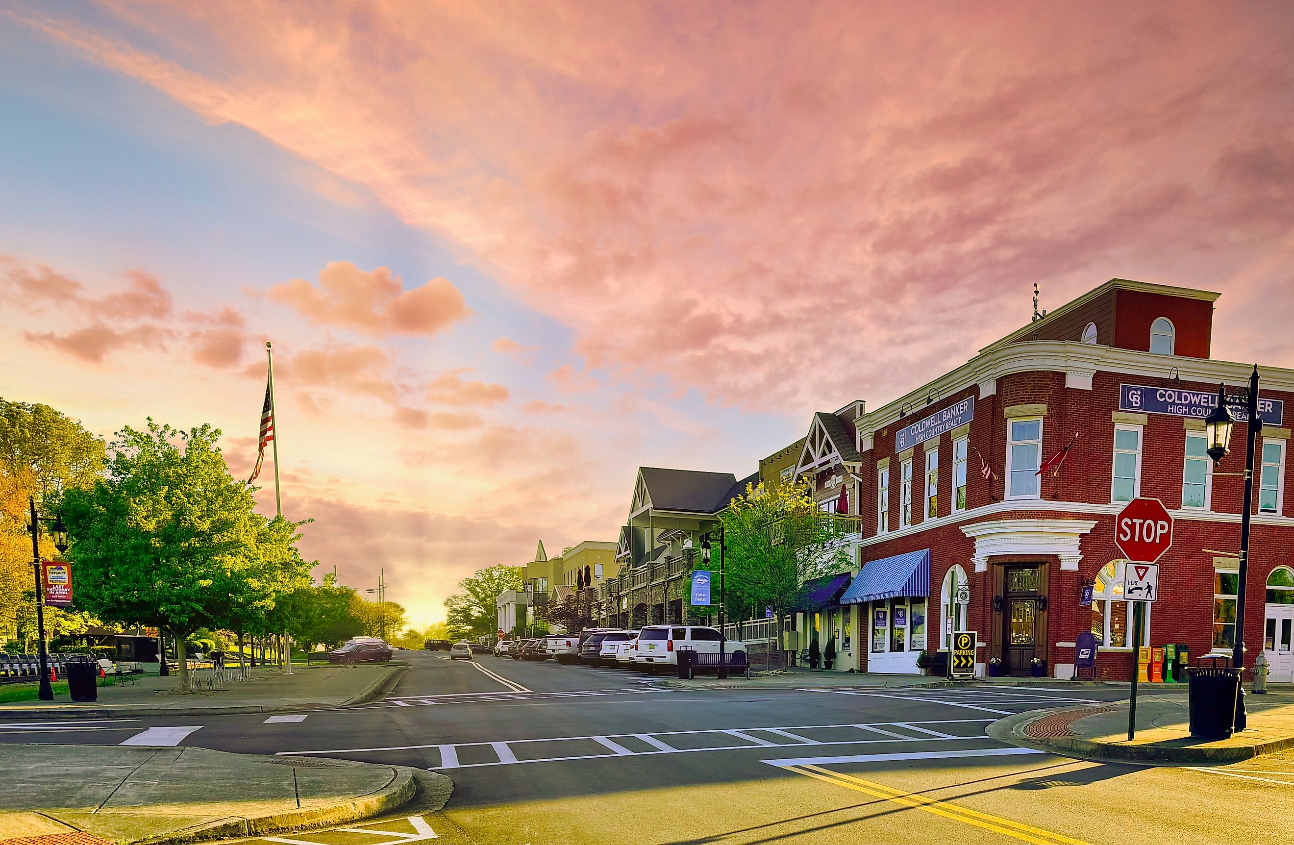 Downtown Blue Ridge, Georgia. By Harrison Keely, CC BY 4.0, Wikimedia Commons