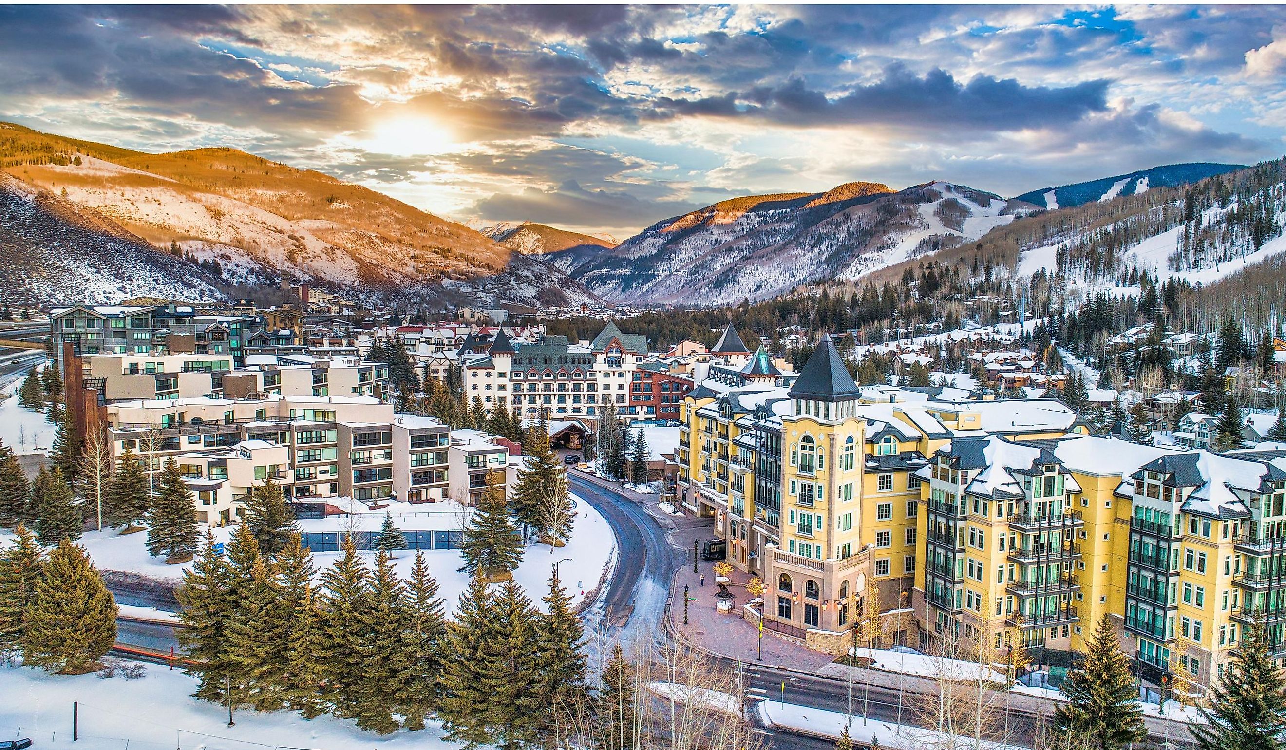 7 Best Towns in Colorado for a Winter Getaway - WorldAtlas