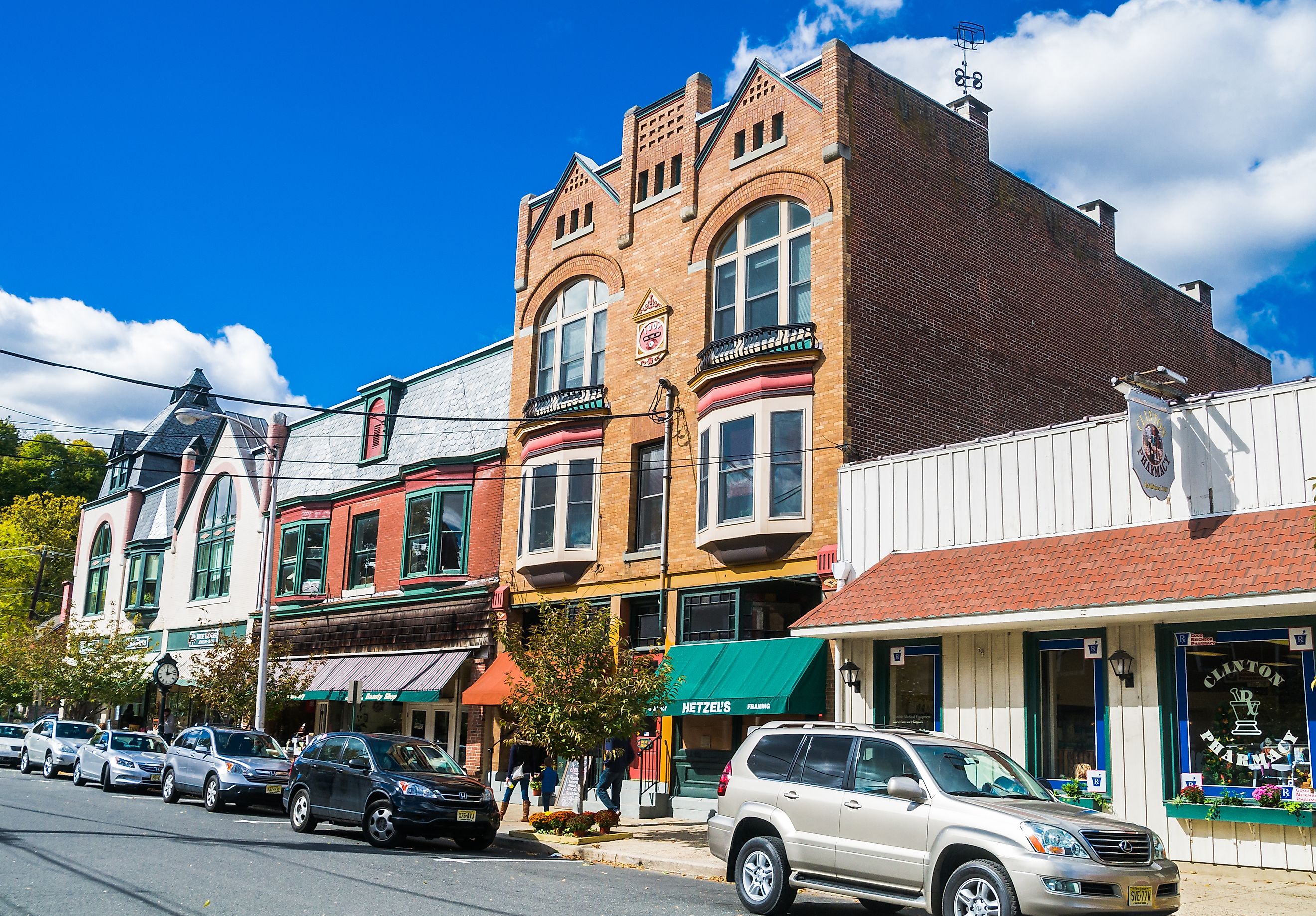 Downtown Clinton, New Jersey, via KenWiedemann / iStock.com