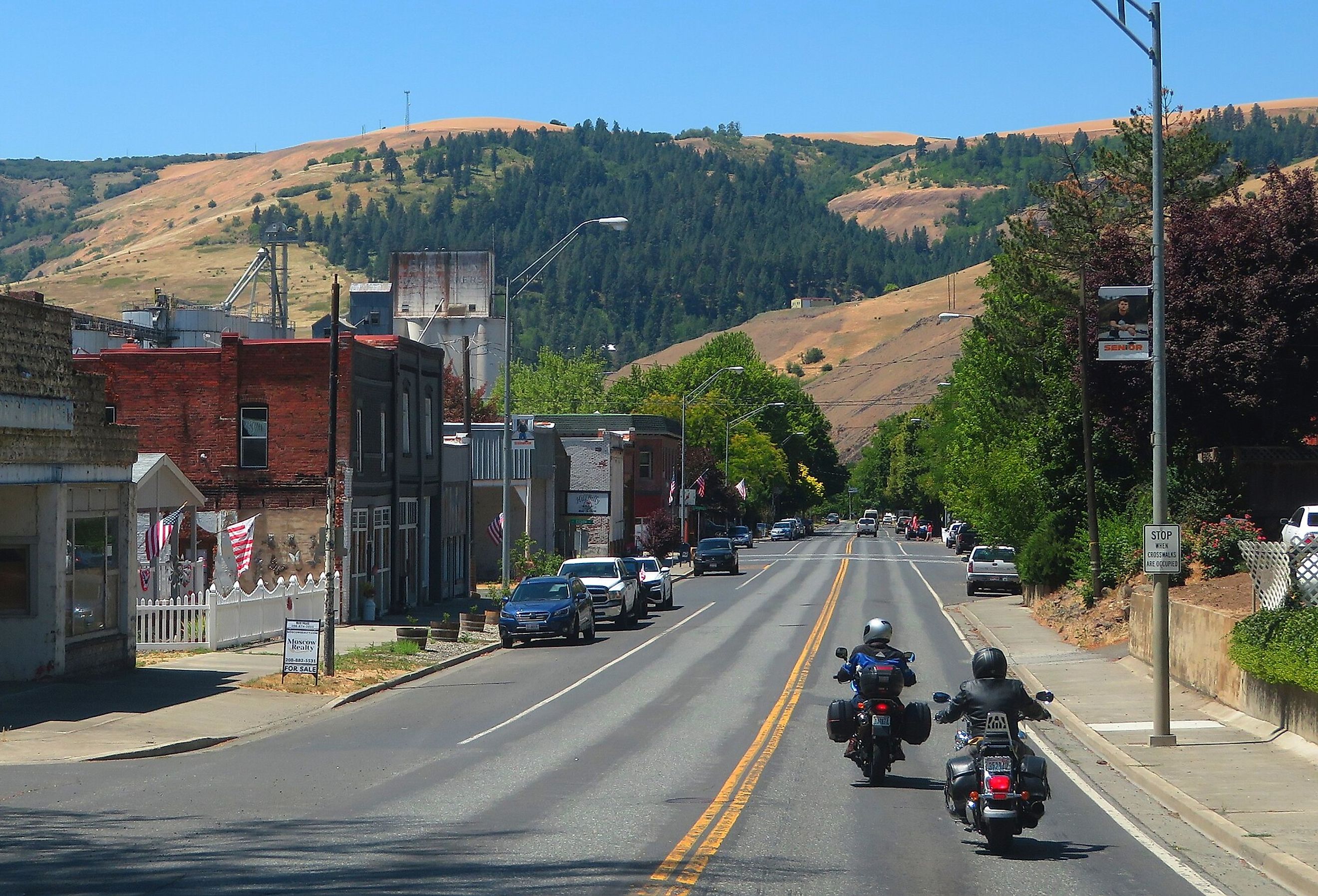 Downtown Kendrick, Idaho. Image credit Ken Lund, CC BY-SA 2.0 <https://creativecommons.org/licenses/by-sa/2.0>, via Wikimedia Commons