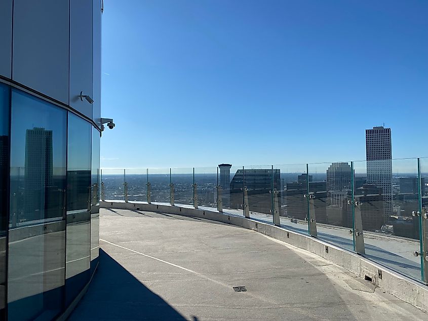 A bluebird day atop Vue Orleans' observation deck. Perfect for taking in the sweeping views of downtown New Orleans and the Mississippi River.